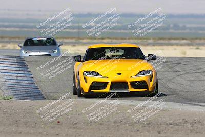 media/Sep-15-2024-Speed Ventures (Sun) [[7a54f7ed2f]]/Yellow Group/Session 1 (Outside Grapevine)/